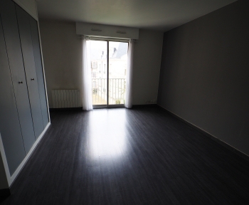 Location Appartement 1 pièce Blois (41000) - Saint Nicolas