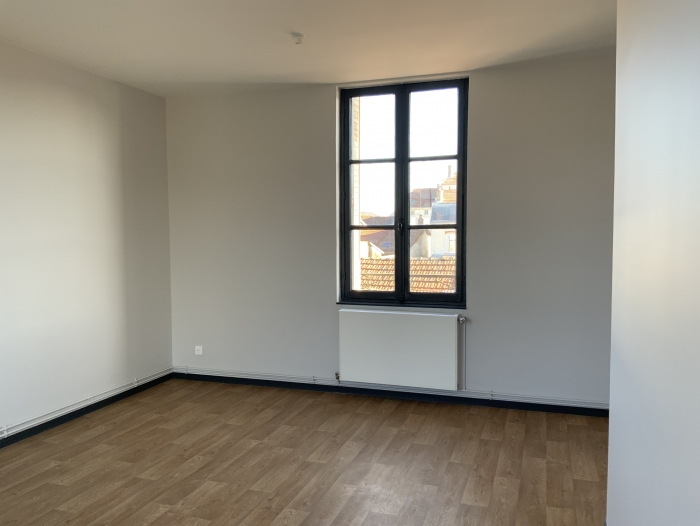 Location Appartement 3 pièces Châlons-en-Champagne (51000) - rue du Four