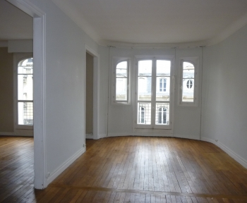 Location Appartement 7 pièces Reims (51100) - Reims Hyper Centre