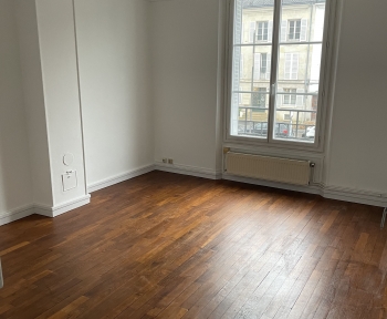 Location Appartement  pièce Châlons-en-Champagne (51000) - 19 rue Grand Etape