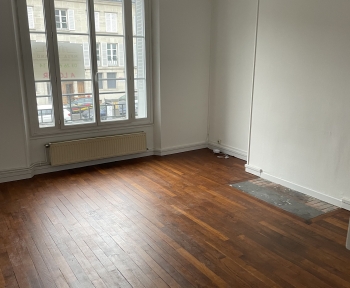 Location Appartement  pièce Châlons-en-Champagne (51000) - 19 rue Grand Etape