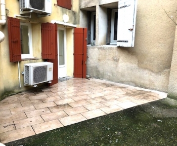 Location Appartement 1 pièce L'Isle-sur-la-Sorgue (84800)