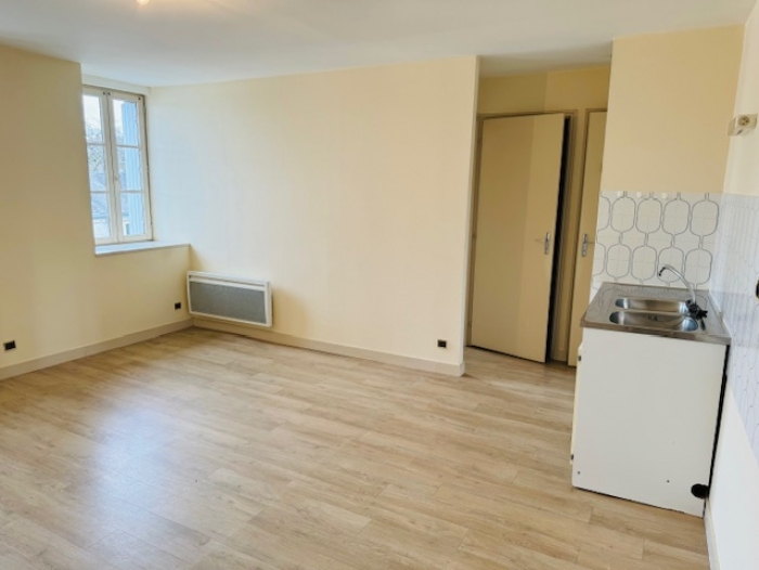 Location Appartement 2 pièces Parthenay (79200) - meilleraye