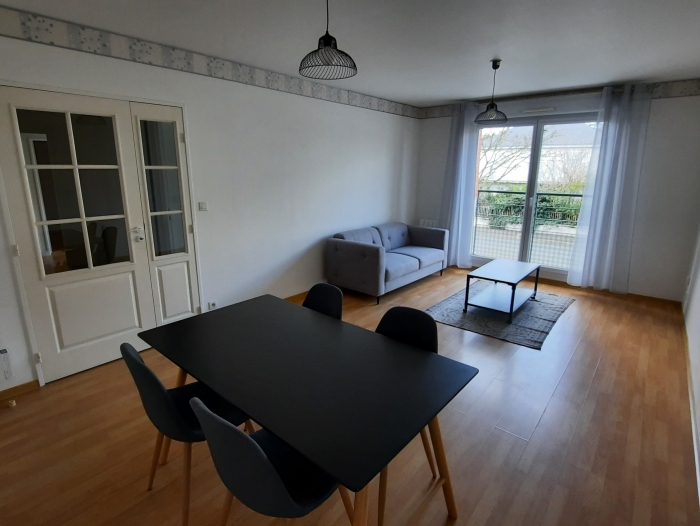 Location Appartement 3 pièces Saint-Cyr-sur-Loire (37540)