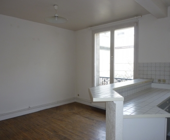 Location Appartement 2 pièces Reims (51100) - Reims Centre