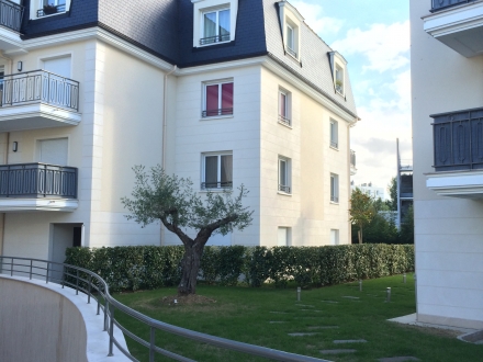 Location Appartement neuf 2 pièces Sainte-Geneviève-des-Bois (91700) - Proche Centre Ville - Balcon
