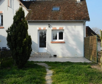 Location Maison 2 pièces Huisseau-sur-Cosson (41350) - Centre bourg