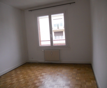 Location Appartement 4 pièces Sainte-Menehould (51800)
