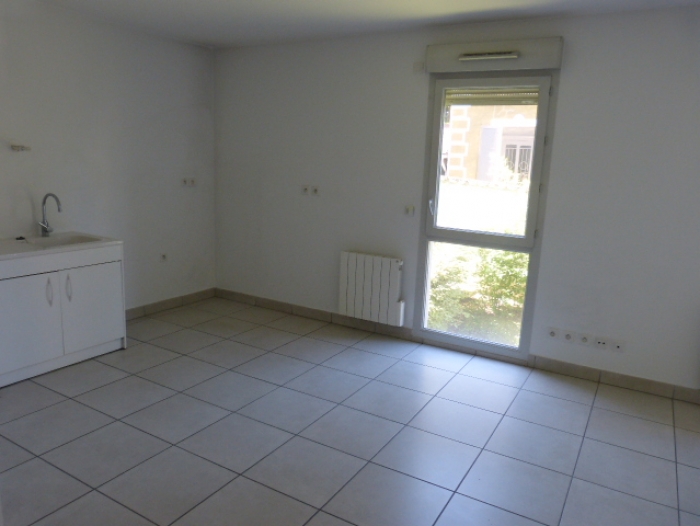 Location Appartement  pièces Caluire-et-Cuire (69300)