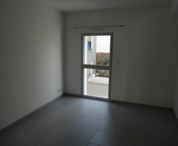Location Appartement 2 pièces Nîmes (30000) - Cadereau