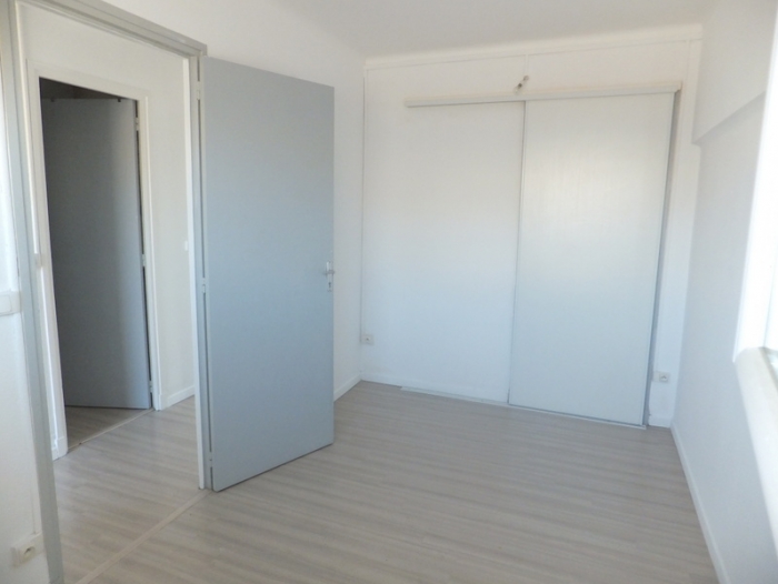 Location Appartement avec balcon 3 pièces Béziers (34500) - rue d'Arcol