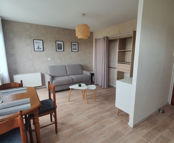 Location Appartement 1 pièce Orléans (45000) - Beaumonts
