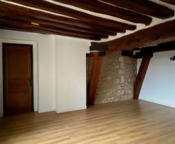 Location Appartement 3 pièces Senlis (60300) - SENLIS CENTRE VILLE