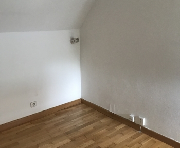 Location Appartement 3 pièces Lingolsheim (67380) - Lingolsheim-axe principal