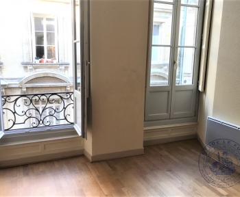 Location Appartement 4 pièces Bordeaux (33000) - BX CENTRE