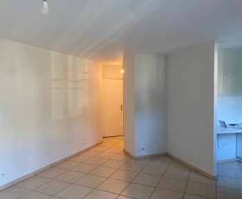 Location Appartement 1 pièce Coye-la-Forêt (60580) - PROCHE GARE