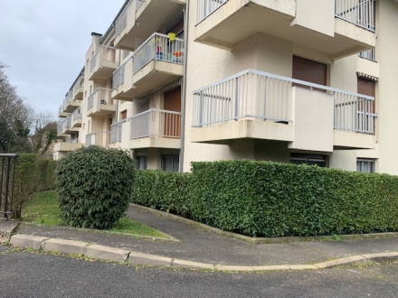 Location Appartement 3 pièces Cosne-Cours-sur-Loire (58200) - Proche centre ville