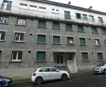 Location Appartement avec balcon 3 pièces Thiers (63300) - RUE DE LA GARE