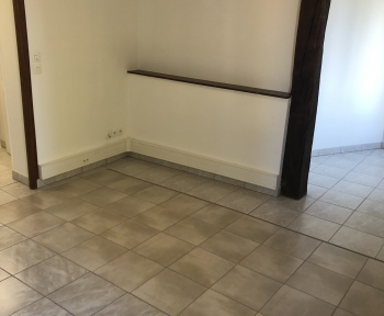 Location Appartement 2 pièces Doullens (80600) - rue Eugene Andrieux